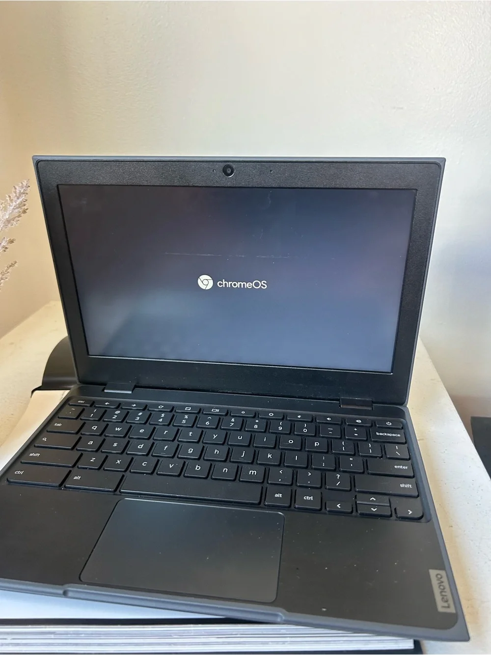 Black Chromebook Laptop - Sleek Portable Computer Lenovo 2nd Gen
